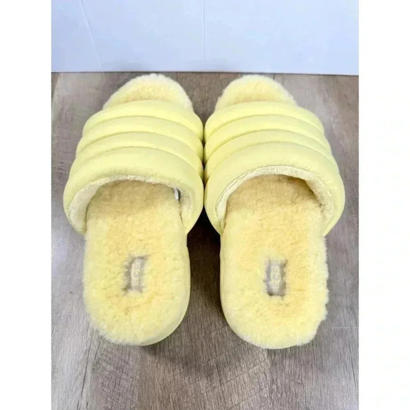 UGG Maxi Puff Slides Womens 8 Yellow Platform Uggs Slip On Sandals Sheepskin - Picture 6 of 9
